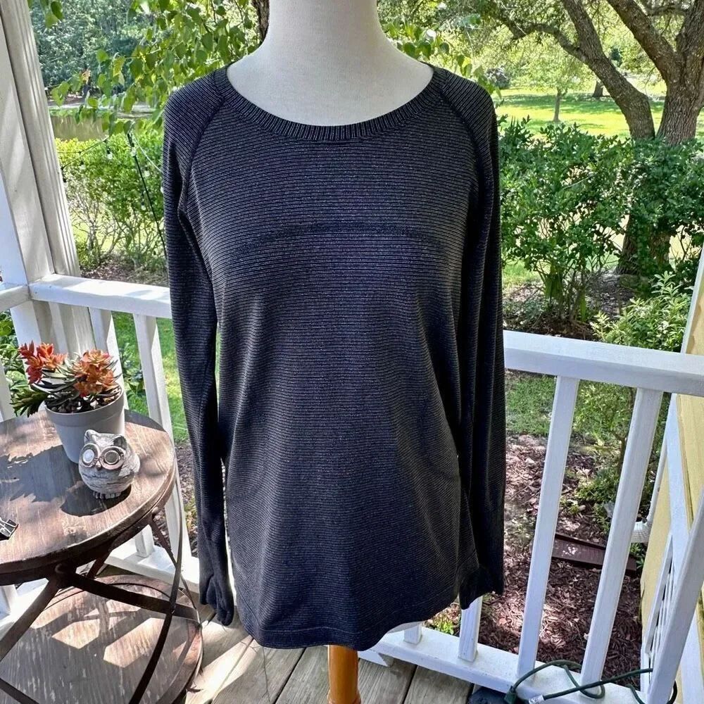 Lululemon Long Sleeve Swift Tech Tee Black Metallic